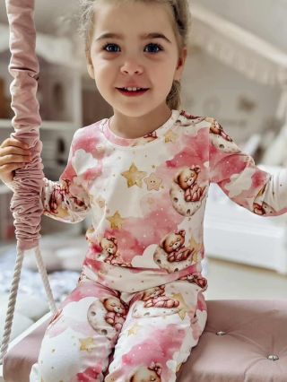 VELKÝ VÝPRODEJ NA MODESTYL.CZ! 🔥 Slevy až 30 % na vybrané kousky! 🎉✨ Objevte krásné oblečení pro holčičky i chlapečky –...